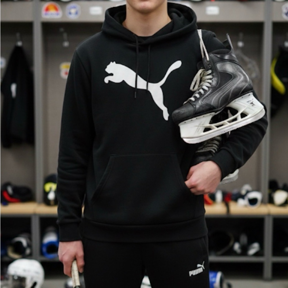 Puma Black Hoodie (Like new condition)!